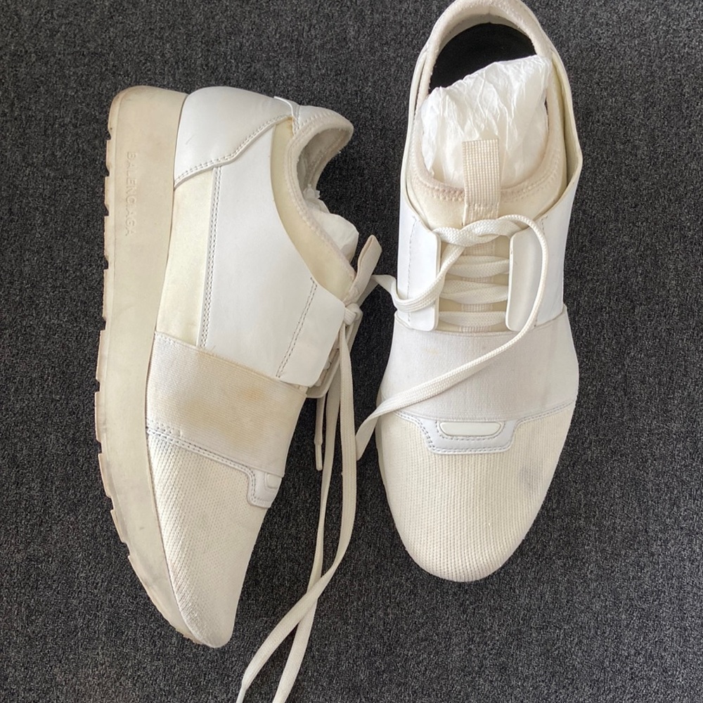 White Balenciaga runners
